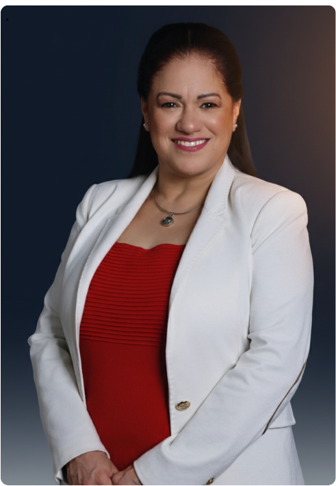 Karina Fuenmayor Arquitecta de sistemas